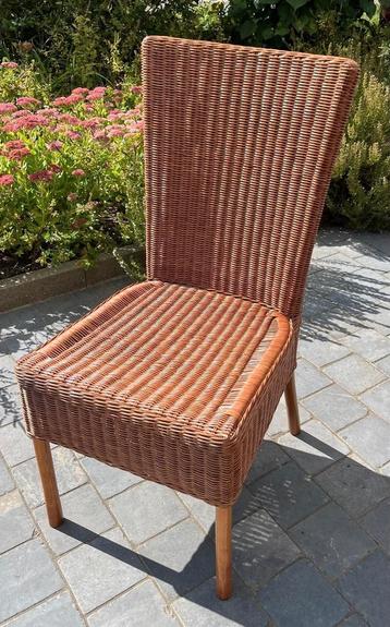 Rotan stoelen 6 stuks beschikbaar voor biedingen