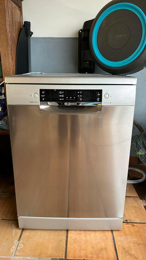 Bosch Serie 4 vaatwasmachine in goede staat, Elektronische apparatuur, Vaatwasmachines, Zo goed als nieuw, Ophalen