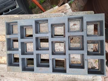 Trays voor p9 beschikbaar voor biedingen