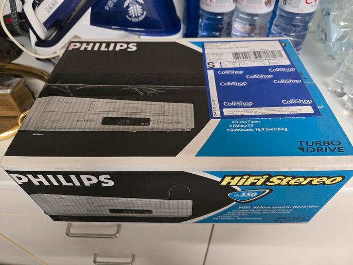 Philips VR 550 VHS-videorecorder Gloednieuw, Auto diversen, Autospeakers, Ophalen of Verzenden