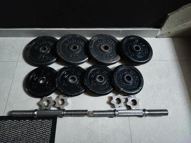 36kg Halterset (30mm), Sport en Fitness, Fitnessmaterialen, Gebruikt, Halterset, Armen, Benen, Borst, Buik, Rug, Ophalen