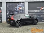 Volvo XC60 2.0 T8 Plug-in hybrid AWD R Design|Facelift!|PANO, Auto's, Volvo, Automaat, Euro 6, 462 pk, Zwart