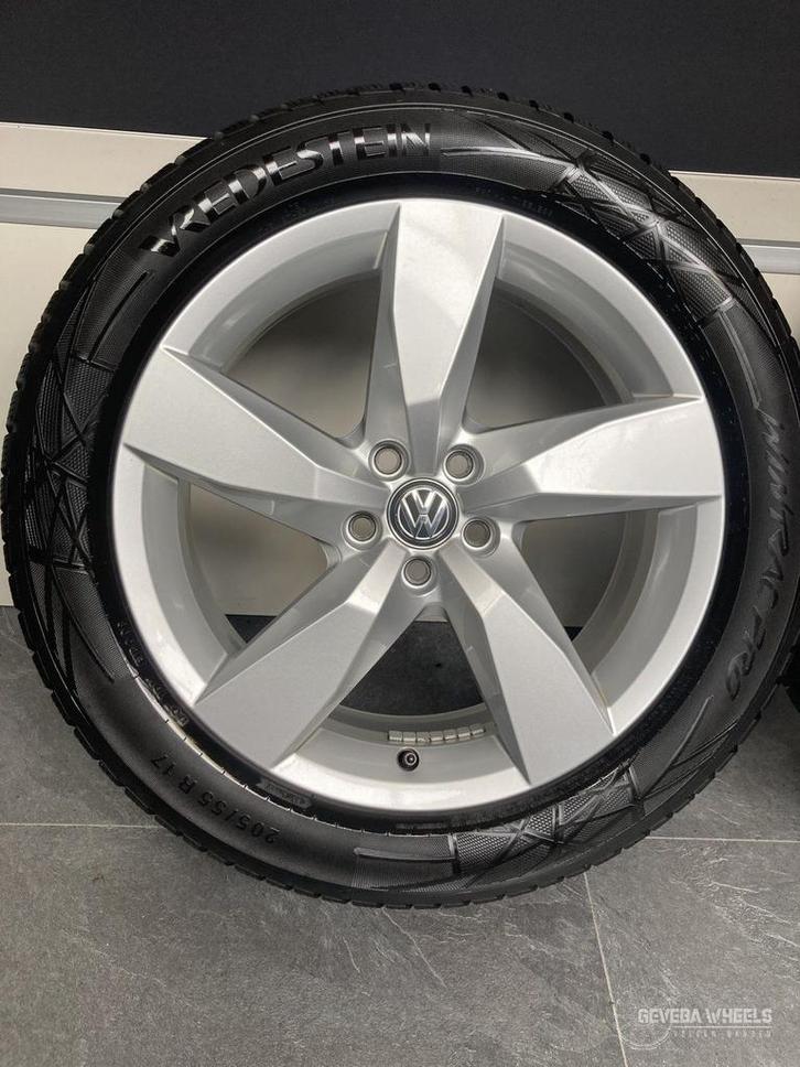 17” originele Volkswagen T-cross / Taigo velgen winterbanden, Auto-onderdelen, Banden en Velgen, Banden en Velgen, Winterbanden