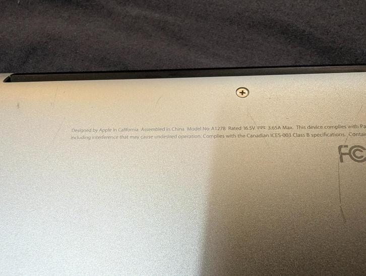MacBook Pro 13" A1278 – defect, voor onderdelen, Computers en Software, Apple Macbooks, Niet werkend, MacBook Pro, 13 inch, Verzenden