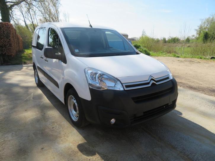 Citroën Berlingo 1.6 BlueHDi CLUB - 183.119km - 09/2018 - €6, Auto's, Bestelwagens en Lichte vracht, Bedrijf, Te koop, ABS, Airbags