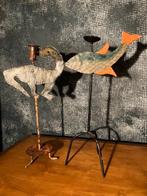 2 OUDE KANDELAARS IN IJZER UIT INDIA, Huis en Inrichting, Woonaccessoires | Kandelaars en Kaarsen, Gebruikt, 25 tot 50 cm, Zwart