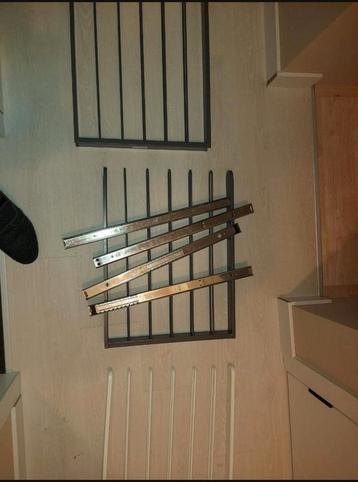 Broekhanger 3 stuks 50cm pax ikea beschikbaar voor biedingen