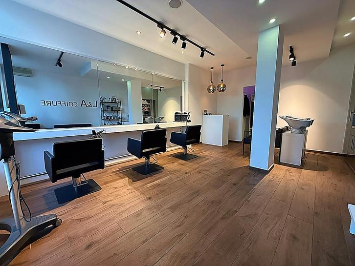 L&A haarstyling, Diensten en Vakmensen, Haarkappers, Hairextensions, Knippen, Ontkroezen, Verven of Highlights