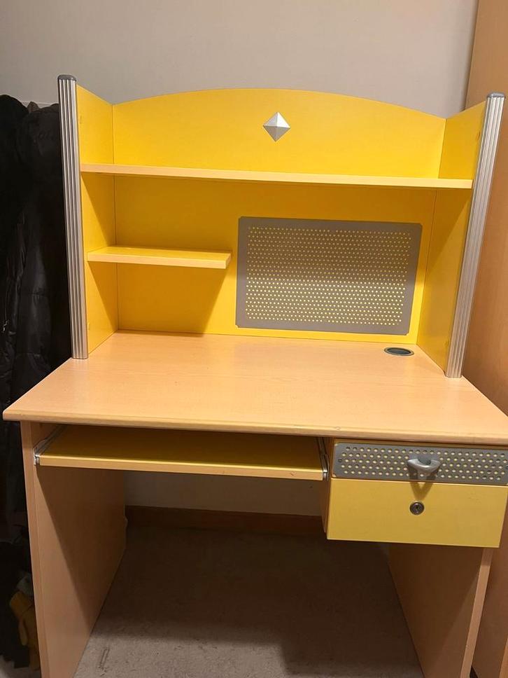 Beau bureau  enfant avec meuble, Maison & Meubles, Bureaux, Utilisé, Bureau, Enlèvement