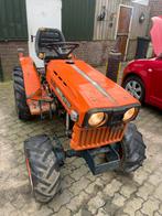 Kubota B7200 3 Cil 4w drive brede banden en oersterk, Zakelijke goederen, Landbouw | Tractoren, Ophalen