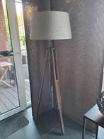 Vloerlamp van onderstel van antiek fototoestel, Antiek en Kunst, Ophalen