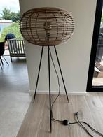 Vloerlamp, Huis en Inrichting, Lampen | Vloerlampen, Ophalen, Zo goed als nieuw, Hout