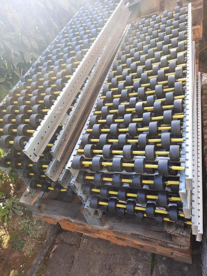 Convoyeur a rouleaux  de 13 metres, Articles professionnels, Stock & Retail | Emballage & Expédition, Enlèvement