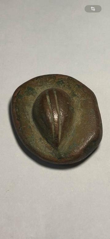Byzantijnse bronzen gewichten beschikbaar voor biedingen
