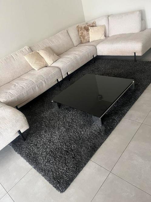 Ruim tapijt/vloerkleed te koop., Huis en Inrichting, Stoffering | Tapijten en Vloerkleden, Zwart, Ophalen