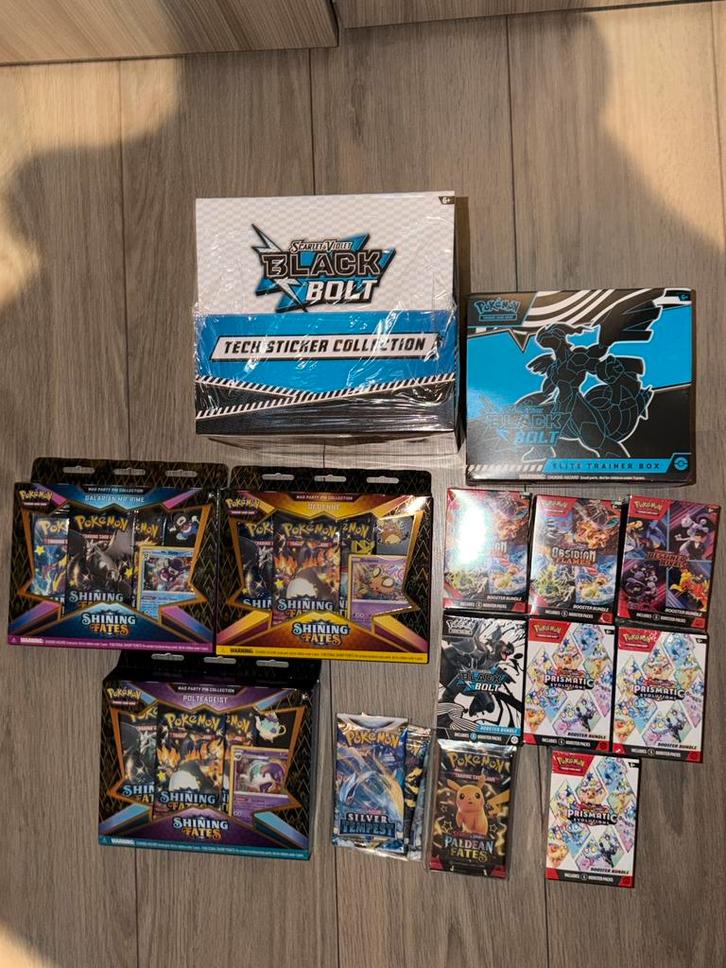 Collection Pokémon, Hobby & Loisirs créatifs, Jeux de cartes à collectionner | Pokémon, Booster, Enlèvement ou Envoi