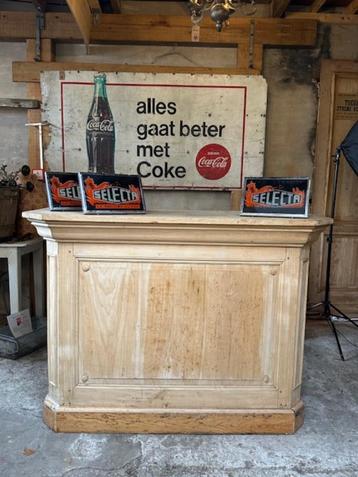 antieke oude bar toog balie  beschikbaar voor biedingen