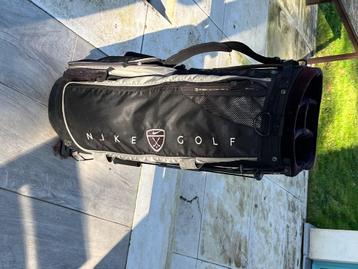 Sac de golf trépied Nike beschikbaar voor biedingen