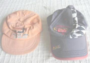 zomerpetten jongens met hoofdomtren < 54 cm beschikbaar voor biedingen