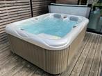 Wellis Jacuzzi 3 personen, Ophalen, Gebruikt, Filter, Vast
