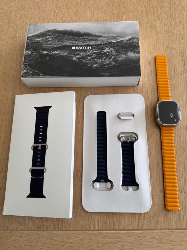 Apple Watch Ultra 2, Handtassen en Accessoires, Smartwatches, Zo goed als nieuw, iOS, Zilver, Ophalen