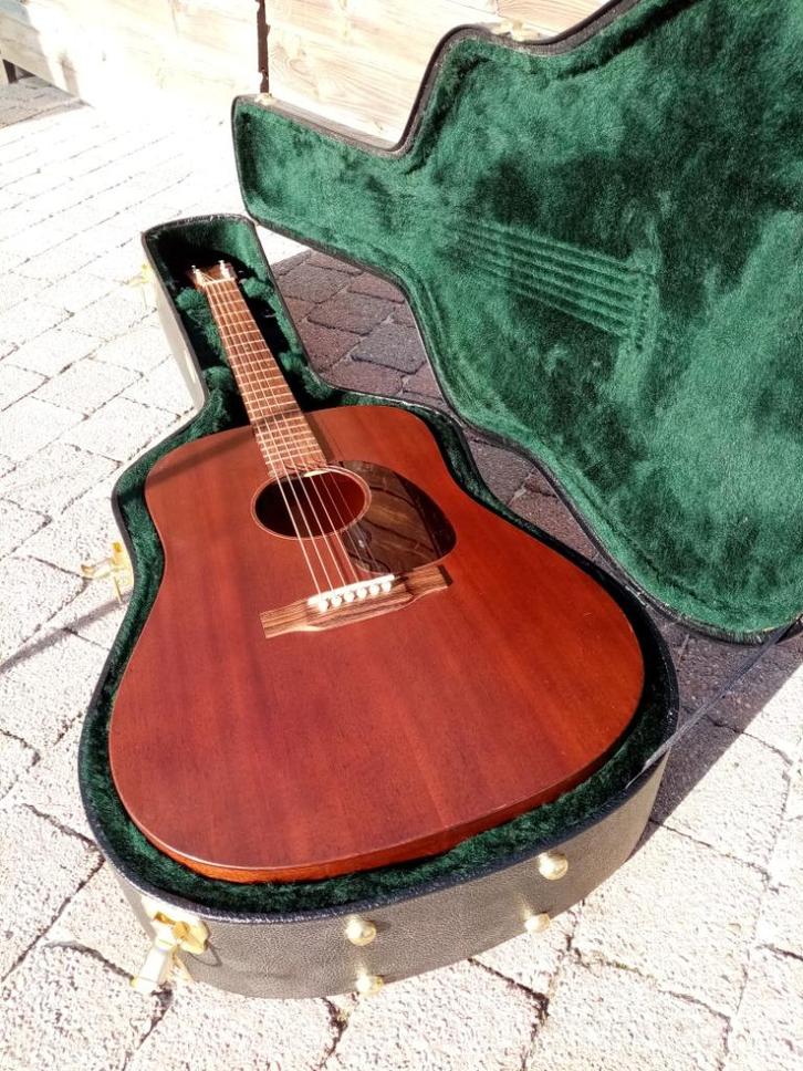 Martin D-15M, Muziek en Instrumenten, Snaarinstrumenten | Gitaren | Akoestisch, Gebruikt, Western- of Steelstringgitaar, Met koffer