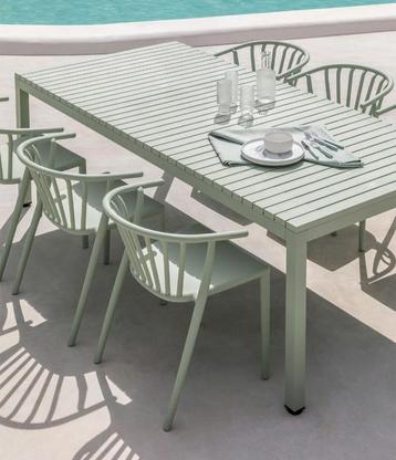 NIEUWE lichtgroene tuinset met 6 stoelen beschikbaar voor biedingen