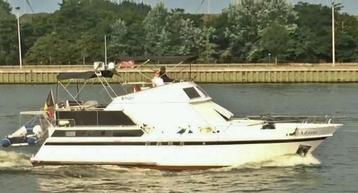 Motorcruiser Beachcraft 11,90 x 3,80 beschikbaar voor biedingen