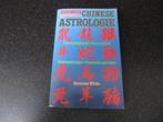 Chinese astrologie -520p, Boeken, Astrologie, Ophalen of Verzenden, Zo goed als nieuw