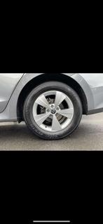Jantes r16 neuve 60km d’utilisation avec pneus neuff, Autos : Pièces & Accessoires, 205 mm, 4 Saisons, Pneus et Jantes, Véhicule de tourisme