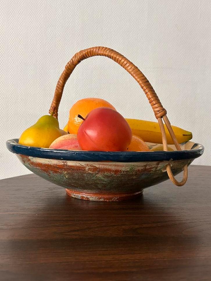 Keramische mand uit Puigdemont, Huis en Inrichting, Woonaccessoires | Schalen en Manden, Zo goed als nieuw, Mand, Riet, Ophalen of Verzenden