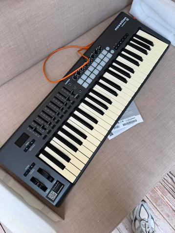 Novation launchkey 49 beschikbaar voor biedingen