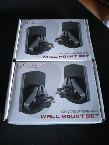 Wall mounted set satellite speakers set beschikbaar voor biedingen