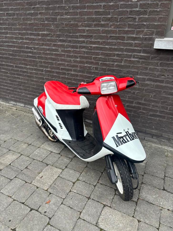 Honda vision 70cc b-klasse, Fietsen en Brommers, Brommers | Honda, Zo goed als nieuw, Ophalen