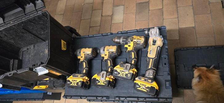 Dewalt, Doe-het-zelf en Bouw, Gereedschap | Slijpmachines, Zo goed als nieuw, Ophalen