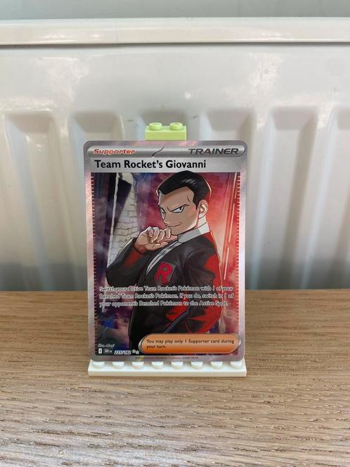 Team Rocket's Giovanni Full Art 225/182 - Pokemon Kaart, Hobby en Vrije tijd, Verzamelkaartspellen | Pokémon, Nieuw, Losse kaart