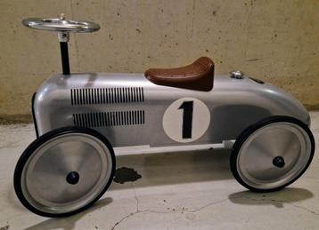 Retro roller - loopauto beschikbaar voor biedingen