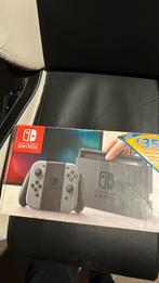 Nintendo switch V1 compleet   + pokemon lets go pikachu, Games en Spelcomputers, Spelcomputers | Nintendo Switch, Ophalen, Met 2 controllers
