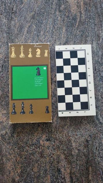 Jeu d'échecs par pièce pour 5 euros, Enlèvement ou Envoi, Comme neuf
