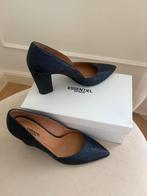 Pumps essentiel, Ophalen, Zo goed als nieuw, Pumps
