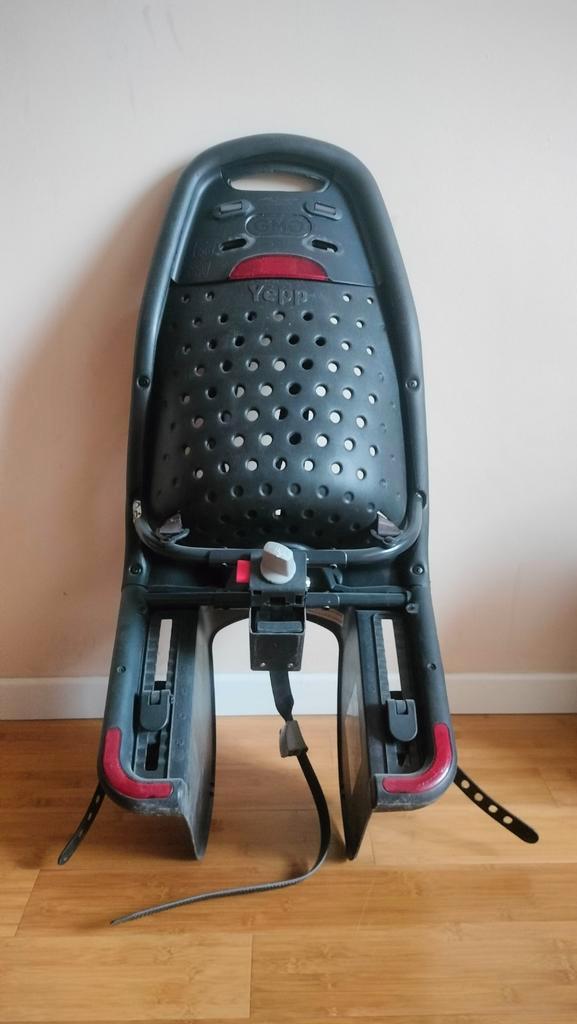 Siège vélo enfant YEPP noir. YEPP kinderfietsstoeltje zwart., Fietsen en Brommers, Fietsaccessoires | Fietsstoeltjes, Zo goed als nieuw