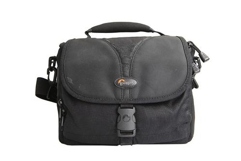 Lowepro cameratas met 12 maanden garantie, Audio, Tv en Foto, Foto | Cameratassen, Zo goed als nieuw, Schoudertas, Lowepro, Verzenden