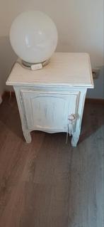 Table de nuit vintage blanche, Ophalen, Zo goed als nieuw