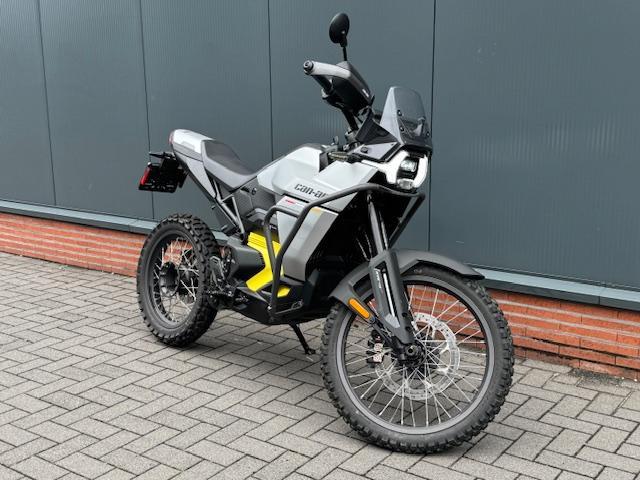 Can-Am Origin Sterling Silver ’73 - DEMO is nu beschikbaar, Motoren, Overige Motoren, Ophalen of Verzenden