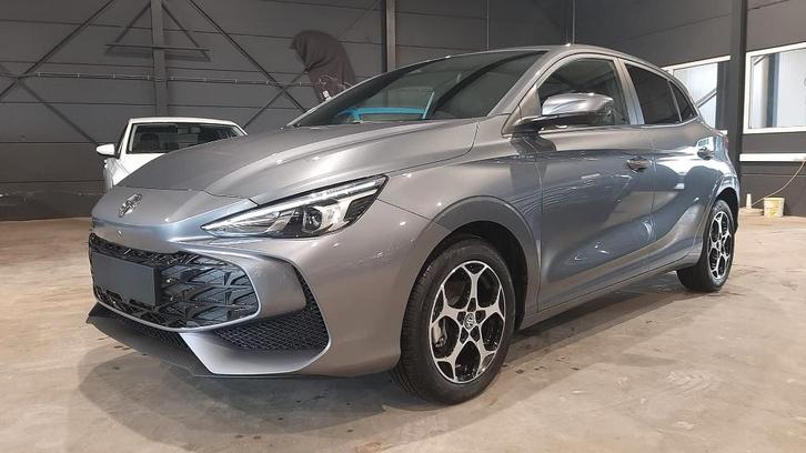 MG3 Hybrid+ 195 pk Luxury DCT (Automaat!) - Nieuw, Autos, MG, Entreprise, Achat, Autres modèles, Caméra 360°, ABS, Caméra de recul