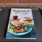 Kookboek: Vegetarisch uit het vuistje, Tapas, Hapjes en Dim Sum, Ophalen of Verzenden, Gezond koken, Zo goed als nieuw