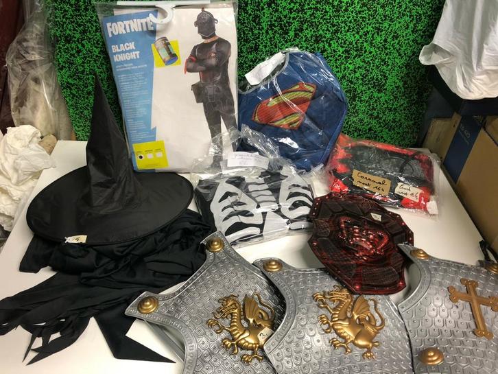 Carnavalspullen hoeden helmen maskers enz, Enfants & Bébés, Costumes de carnaval & Déguisements, Comme neuf, Enlèvement ou Envoi