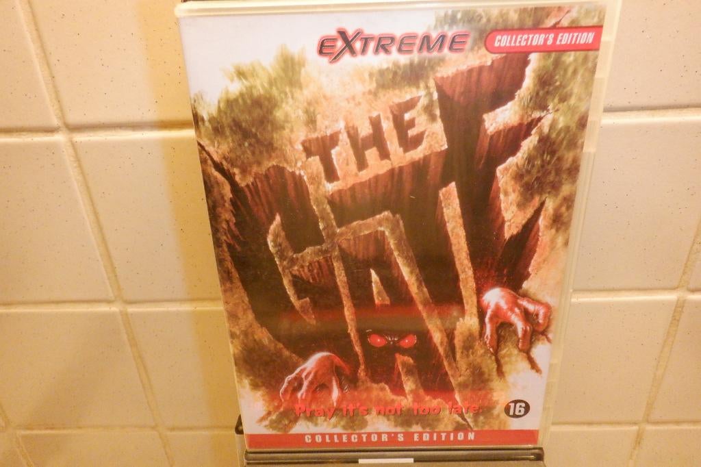 DVD Collector's Edition The Gate ( Extreme), CD & DVD, DVD | Horreur, Comme neuf, Monstres, À partir de 16 ans, Envoi
