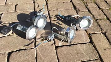 Inbouwspotjes inclusief halogeenlampen beschikbaar voor biedingen