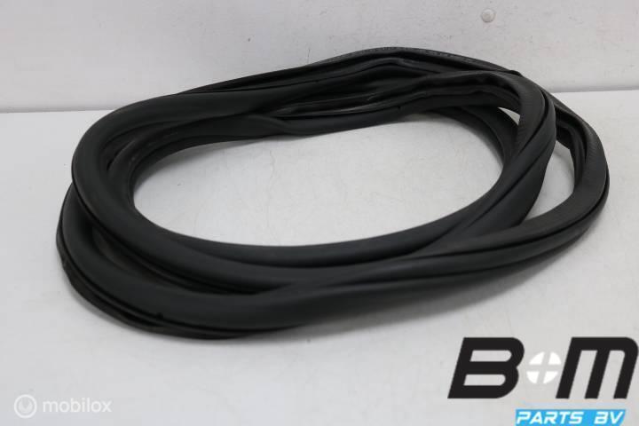 Portierrubber linksachter VW Golf 7 5drs 5G6867913B, Auto-onderdelen, Interieur en Bekleding, Gebruikt